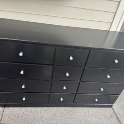 12 Drawer Dresser