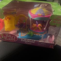 New In The Box Polly World 10.00