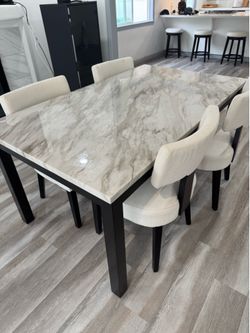 Dining Table with 4 Chairs - Faux Marble