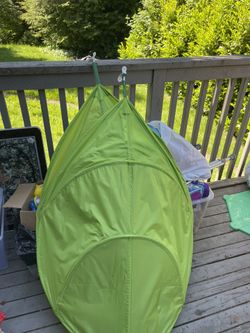 2 Big Leafs For Kids Room Decorations 