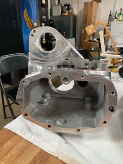 Ultima 5 or 6 speed transmission case with M.S.O.  Fit 1986 thru 1999 Softail frame and or custom frame.