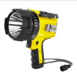 BRAUN 6000 Lumen Rechargeable Waterproof LED Spotlight