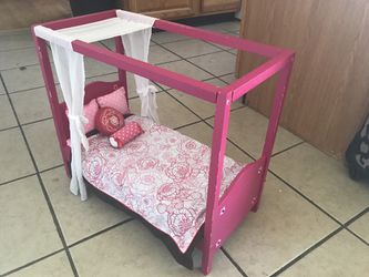 Our Generation Pink Canopy Doll Bed with accessories for Sale Bear, DE -