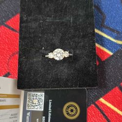 Diamond ring for girls