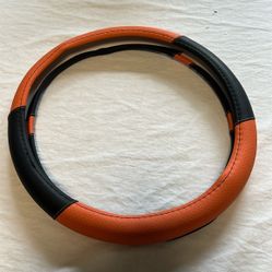 Steering wheel cover 