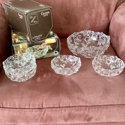 Mika’s a Serving Bowl With Four Marching Smaller Bowls Carmen Original Walther Glass