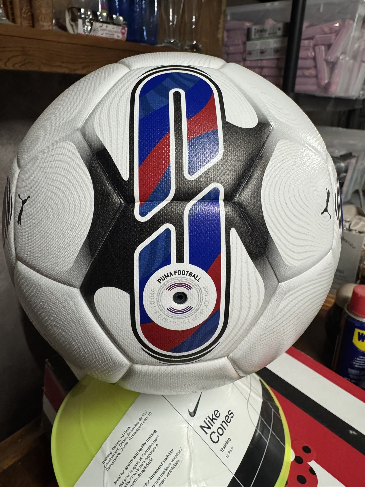 Puma soccer Ball pro size 5