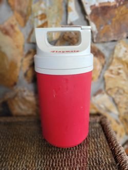 IGLOO Red Jug HALF GALLON - 12 Inches Tall Cooler