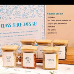 Square Glass Spice Jars With Natural Bamboo Lids 