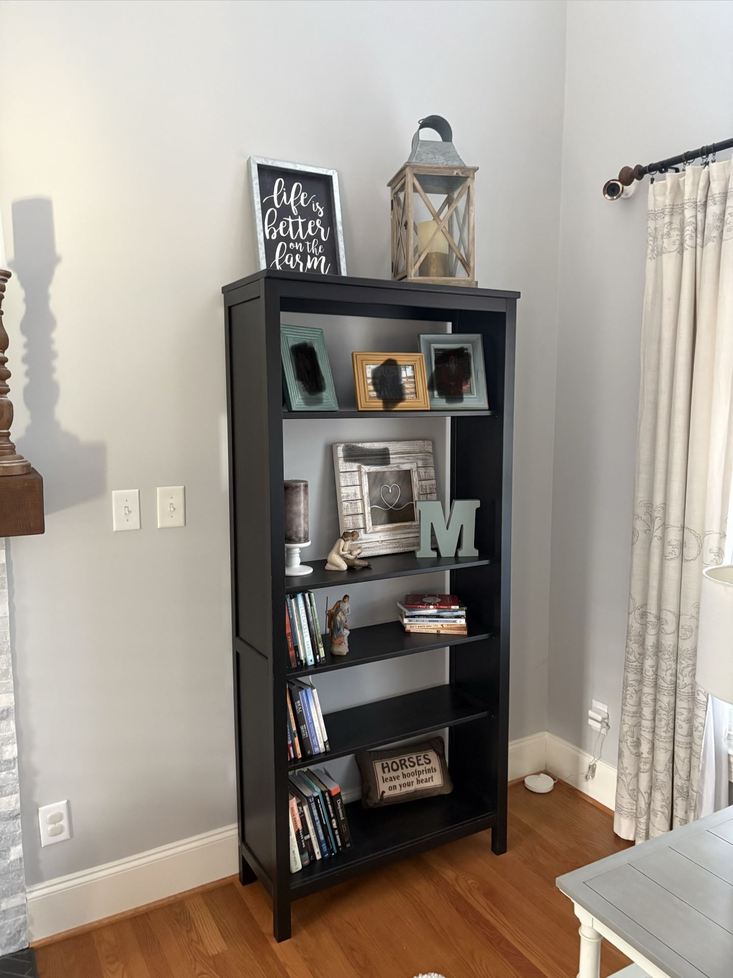 3 Book/picture Shelves 