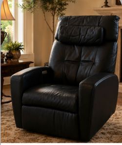Like NEW Black LEATHER Electric Recliner POSTIVE POSTURE *Orig$1,200*