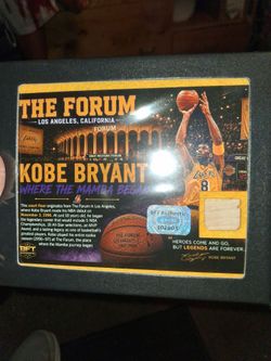KOBE BRYANT THE FORUM