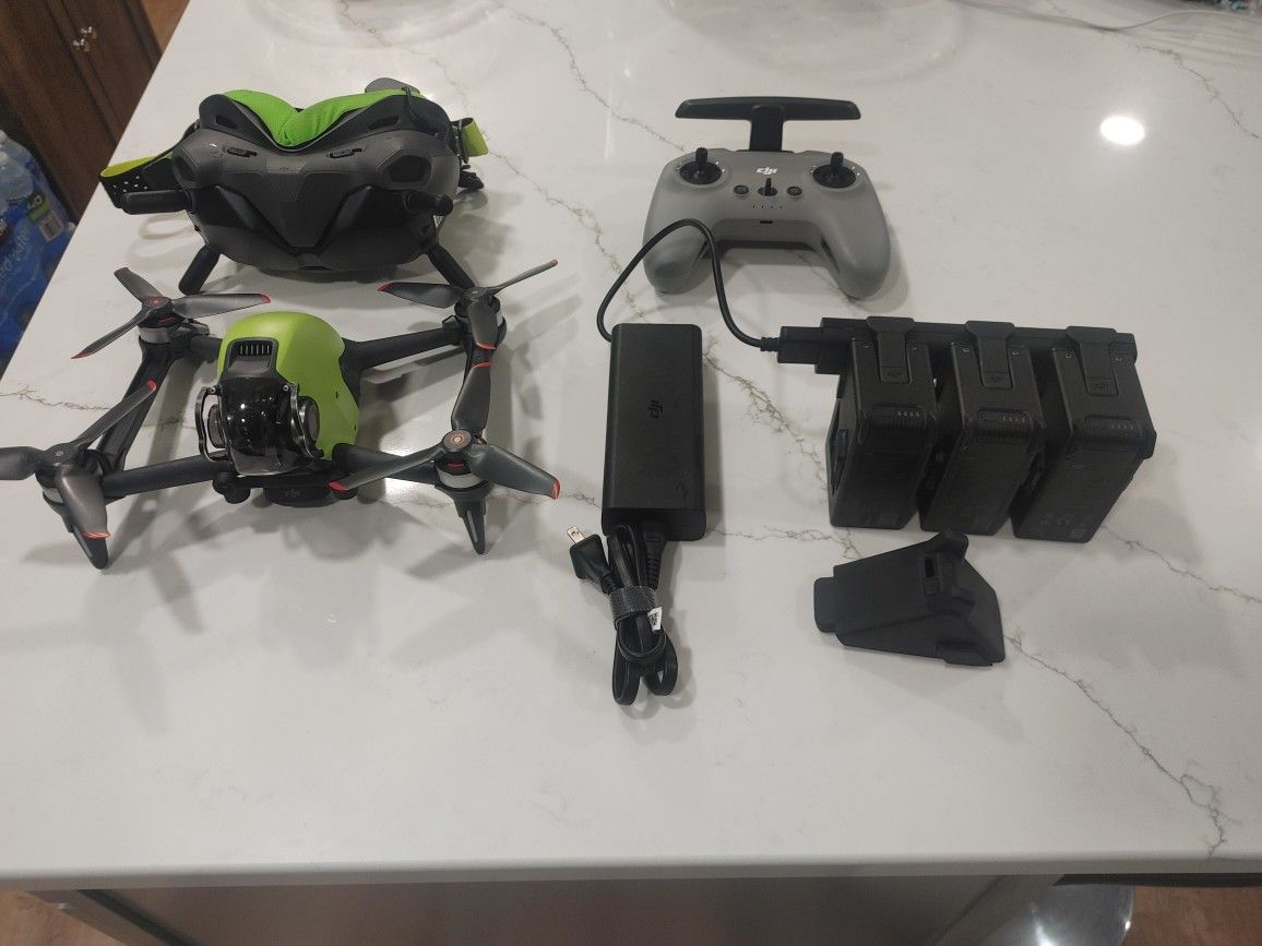 DJI FPV DRONE
