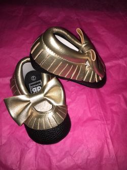 New Bow Moccasins -$10