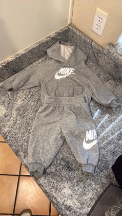Nike Club Fleece Toddler 2-Piece Hoodie Jogger Set 12M