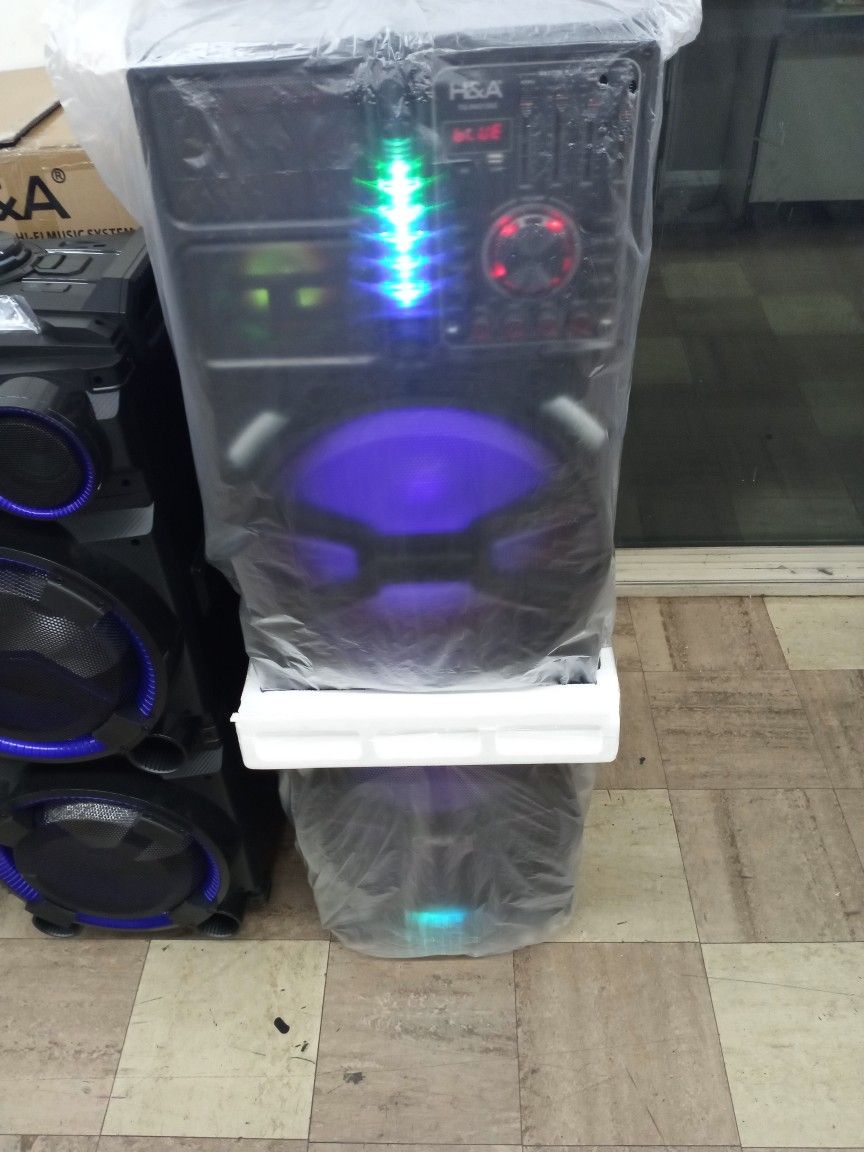 Brand New Double 15s 20000 Watt Speaker Has Bluetooth Fm Am Great Sound Base Very Very Loud And Only For 320 Brand New Speaker In The Box