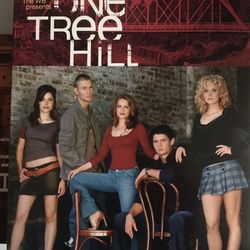 One Tree Hill Box Set 1-6 Like New 
