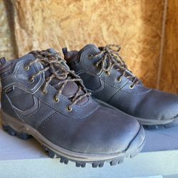 Timberland Hiking Shoes - 4 Youth