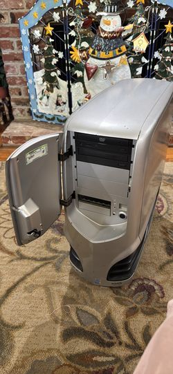 Rare Alienware Area 51 silver pc case