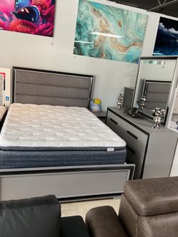 🔥🔥Beautiful 5 Pc Bedroom Set Huge Blowout Sale Only 899 Free Mattress 🔥🔥