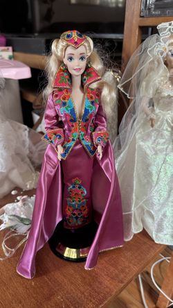 2 Porcelain  Barbie’s 