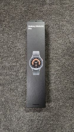 Samsung Galaxy Watch 5 Pro 45mm NO LTE Smartwatch – Black Titanium R920