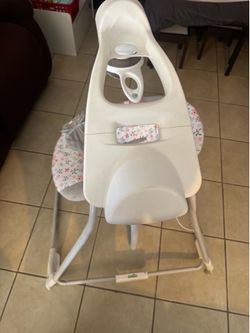 Electric baby rocking chair