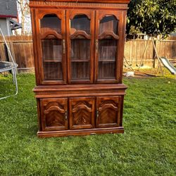 VINTAGE HUTCH CABINET 