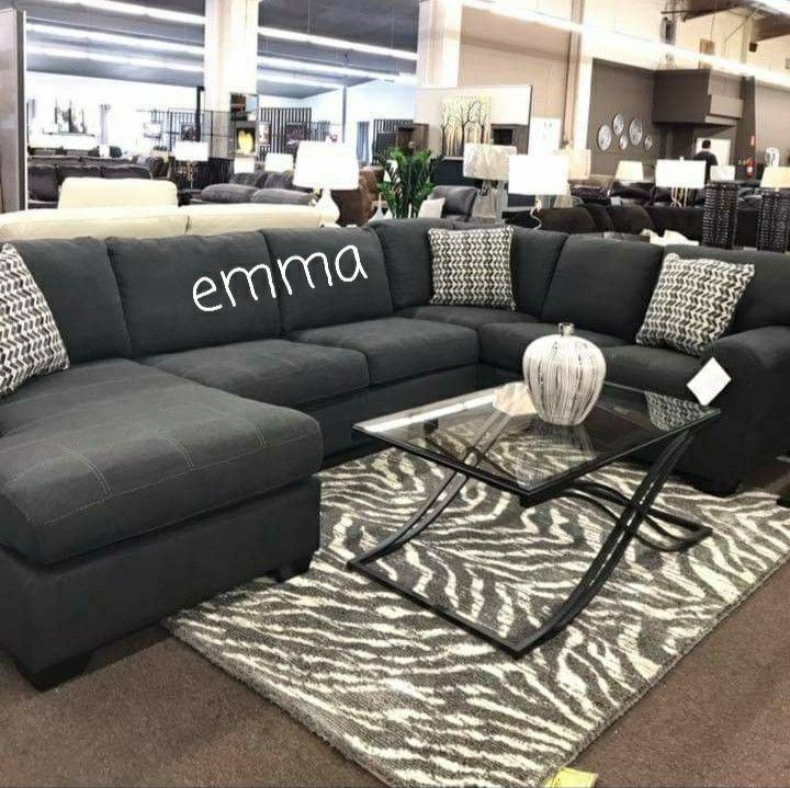 Ambee 3 Piece Laf Chaise Sectional 🎀 BRAND NEW 