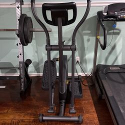 Stride Trainer 300 Elliptical Machine 