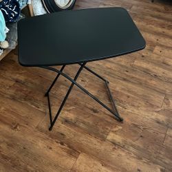 Multifunctional Folding Table