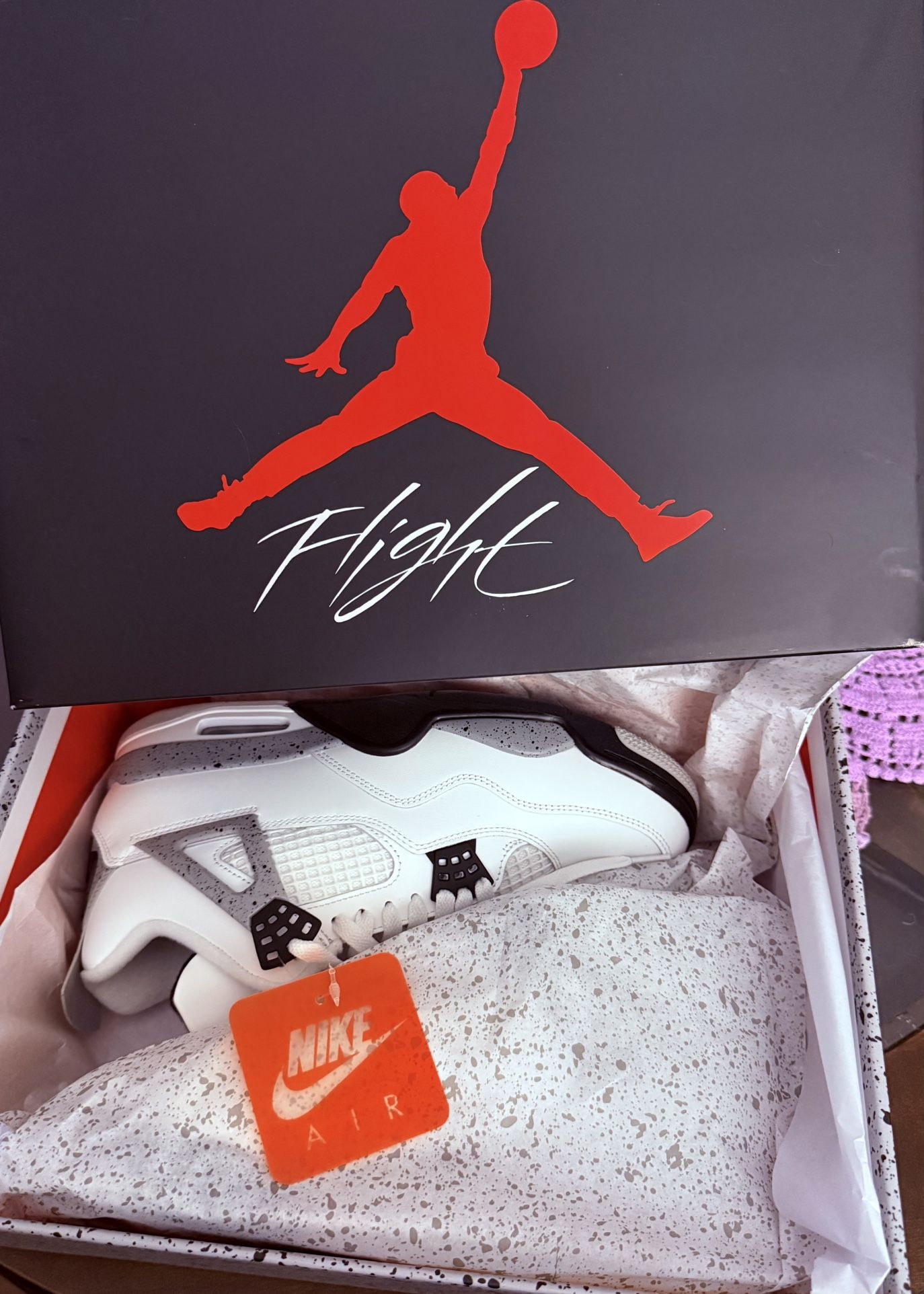 Air Jordan 4 Retro White Cement OG Size 9 1/2 Brand New, 💯 % Authentic Guaranteed