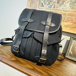 Filson Rugged Twill Leather Backpack – Made in USA – Black