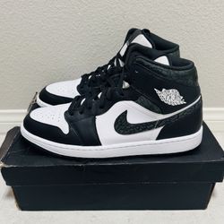 Jordan 1 Mid SE ‘Panda Elephant’ 2023 Sz 12M