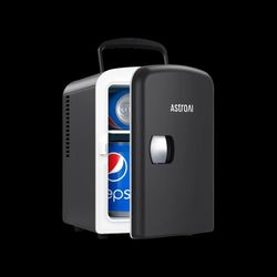 AstroAI Black Mini Fridge 4 Liter/6 Can, AC/DC