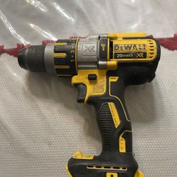 DCD995 Drill Driver