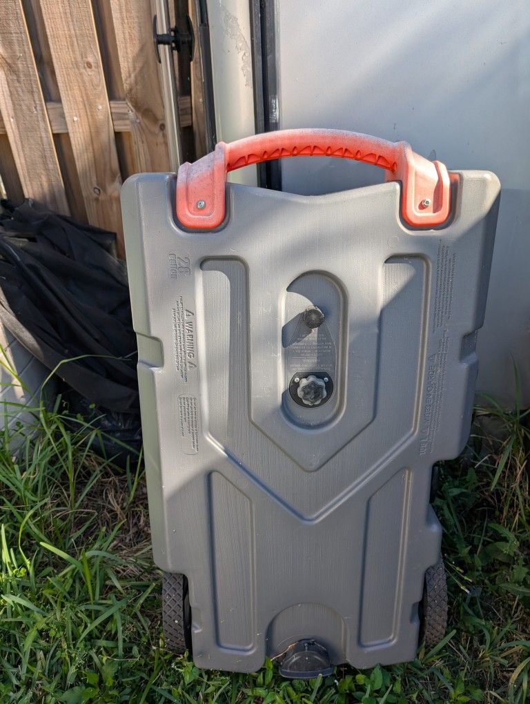 RV Camco Rhino Portable Waste Holding Tank 28 Gal