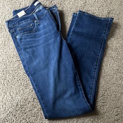 Levi’s 314 Shaping Straight Leg Jeans