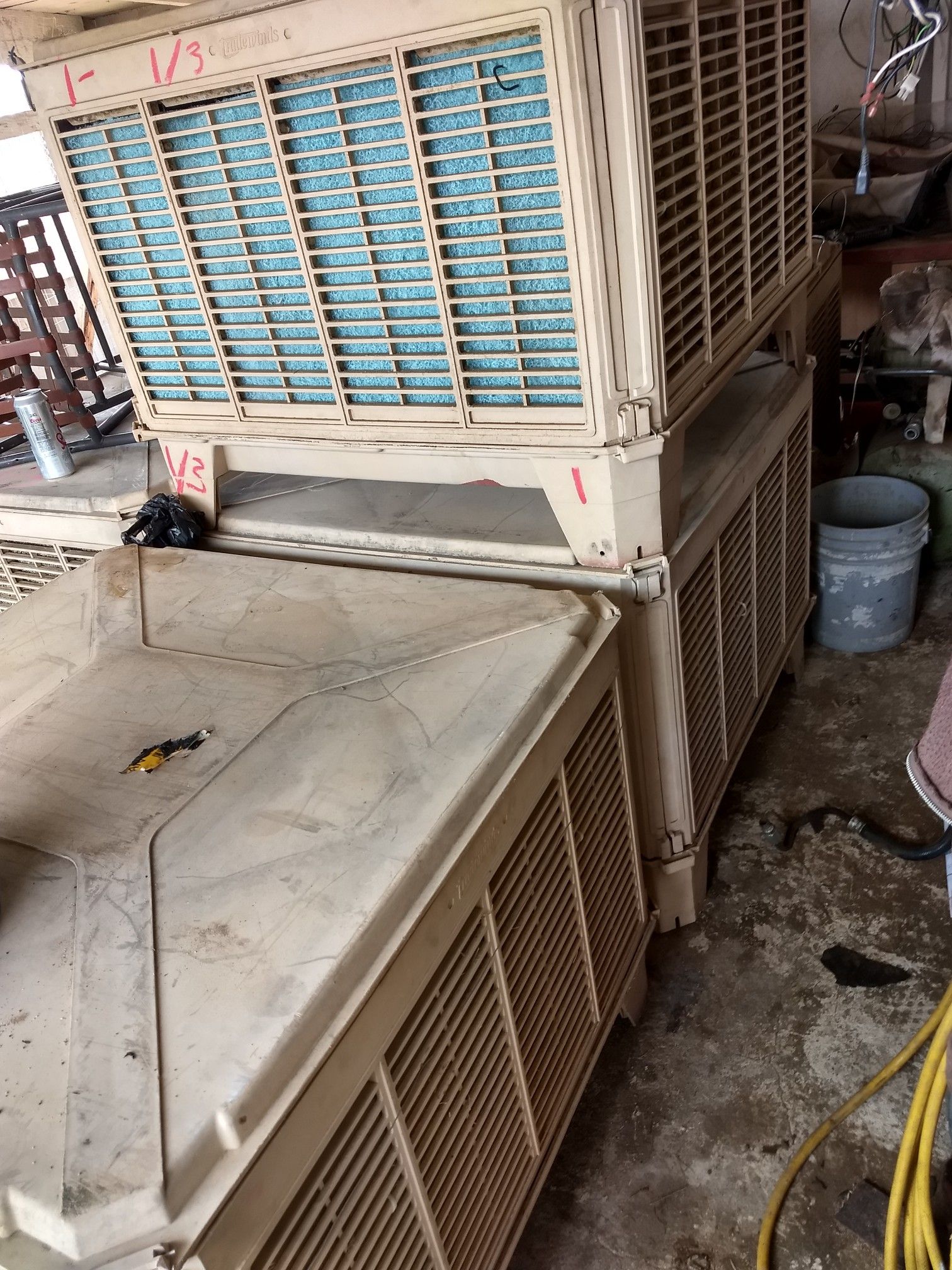 Evaporative cooler- Downdraft