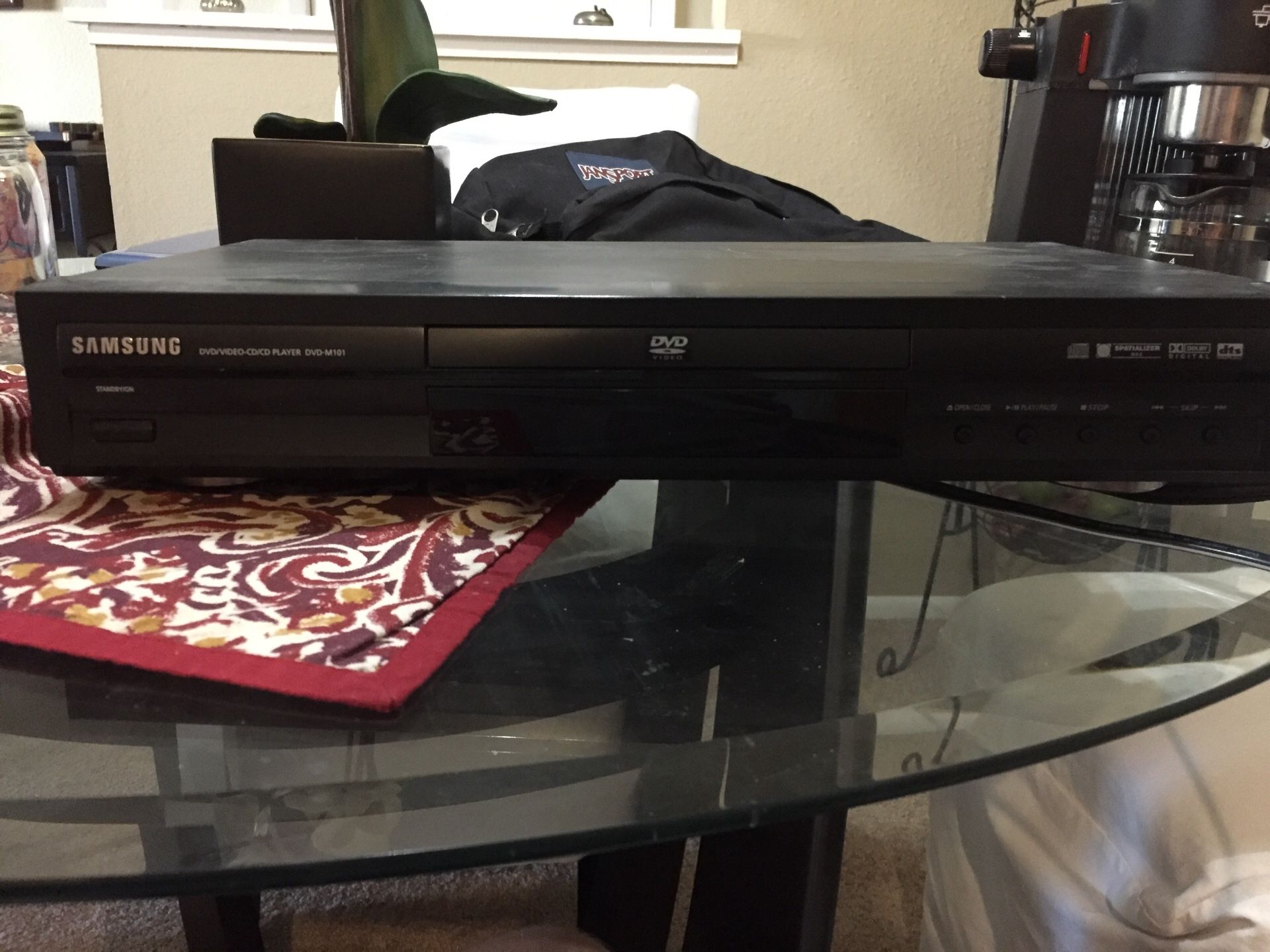 Samsung DVD- M101 DVD/ CD player