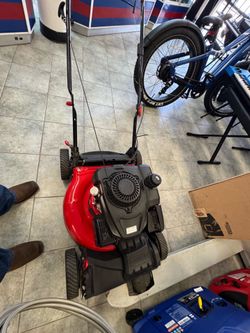 TROY BILT LAWN MOWER 12A-A1C2066