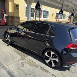 2019 Volkswagen GTI
