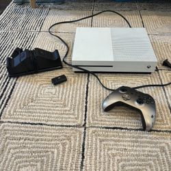 Xbox With Rechargeable Controller