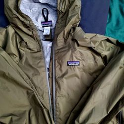 Patagonia Rainproof Jacket