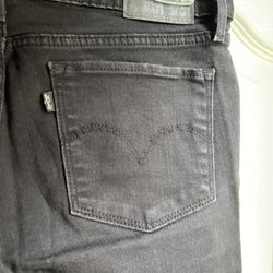 Women’s Jeans 