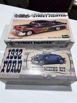 (2) Vintage Models California Classic Street Fighter, 1932 Ford