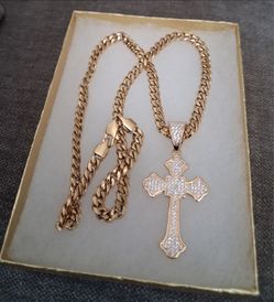 14k gold-plated 6mm cuban link chain and pendant