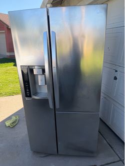 REFRIGERATOR