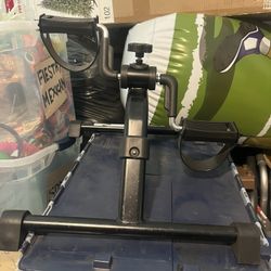 Sit Pedal Machine