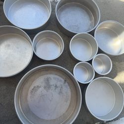 Round Baking Pans 